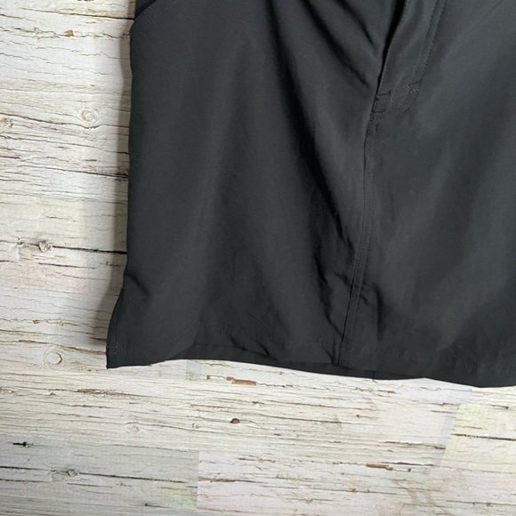 The north face skort black shorts size 6 - Picture 4 of 12